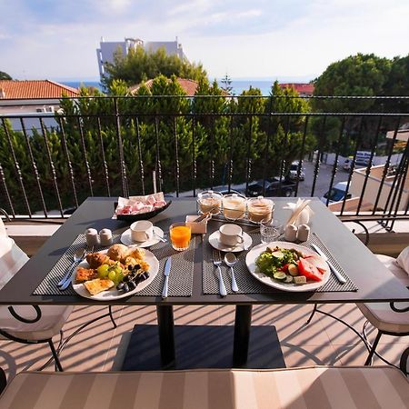 Neikos Mediterraneo Luxury Suites Chaniotis Extérieur photo