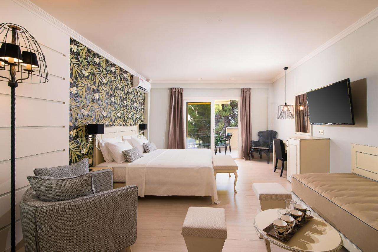 Neikos Mediterraneo Luxury Suites Chaniotis Extérieur photo