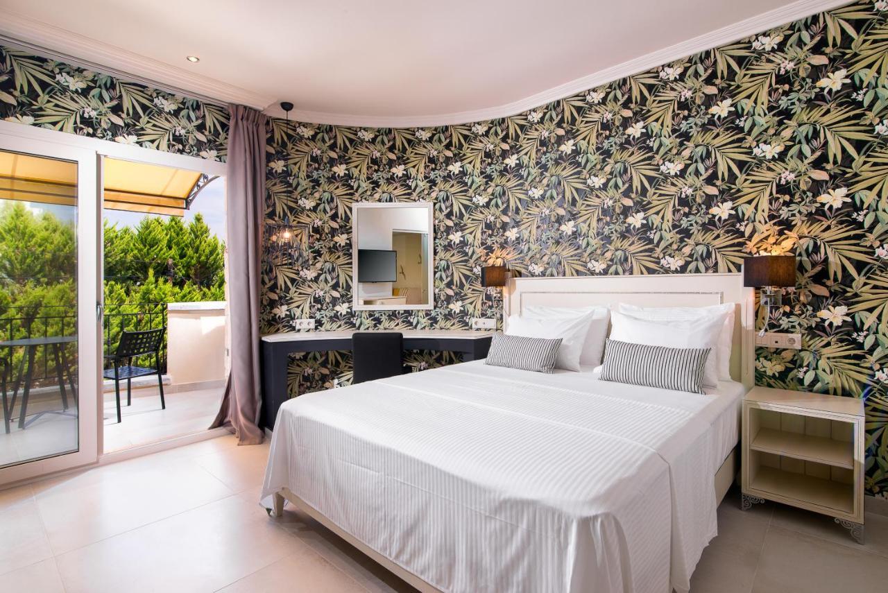 Neikos Mediterraneo Luxury Suites Chaniotis Extérieur photo