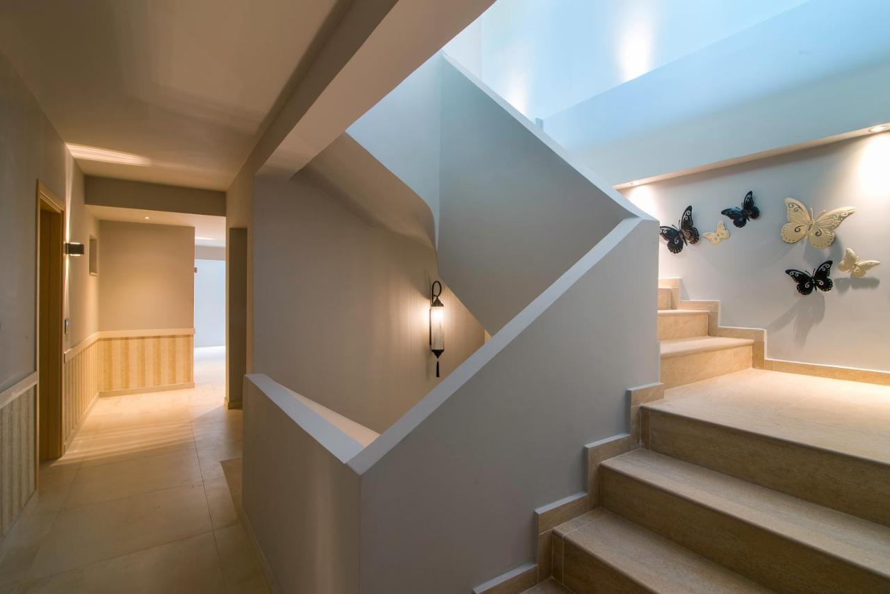 Neikos Mediterraneo Luxury Suites Chaniotis Extérieur photo