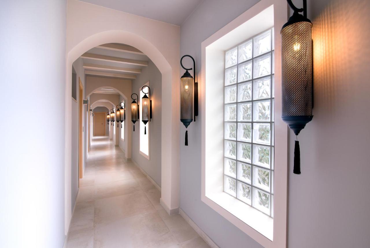 Neikos Mediterraneo Luxury Suites Chaniotis Extérieur photo