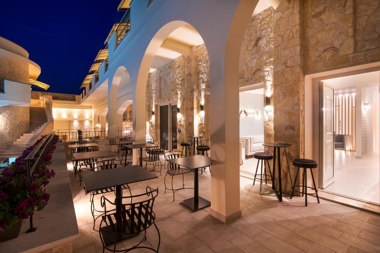 Neikos Mediterraneo Luxury Suites Chaniotis Extérieur photo
